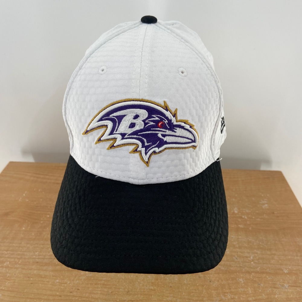 New Era Baltimore Ravens NFL 39THIRTY Flex Fit Hat Men Medium-Large White Black